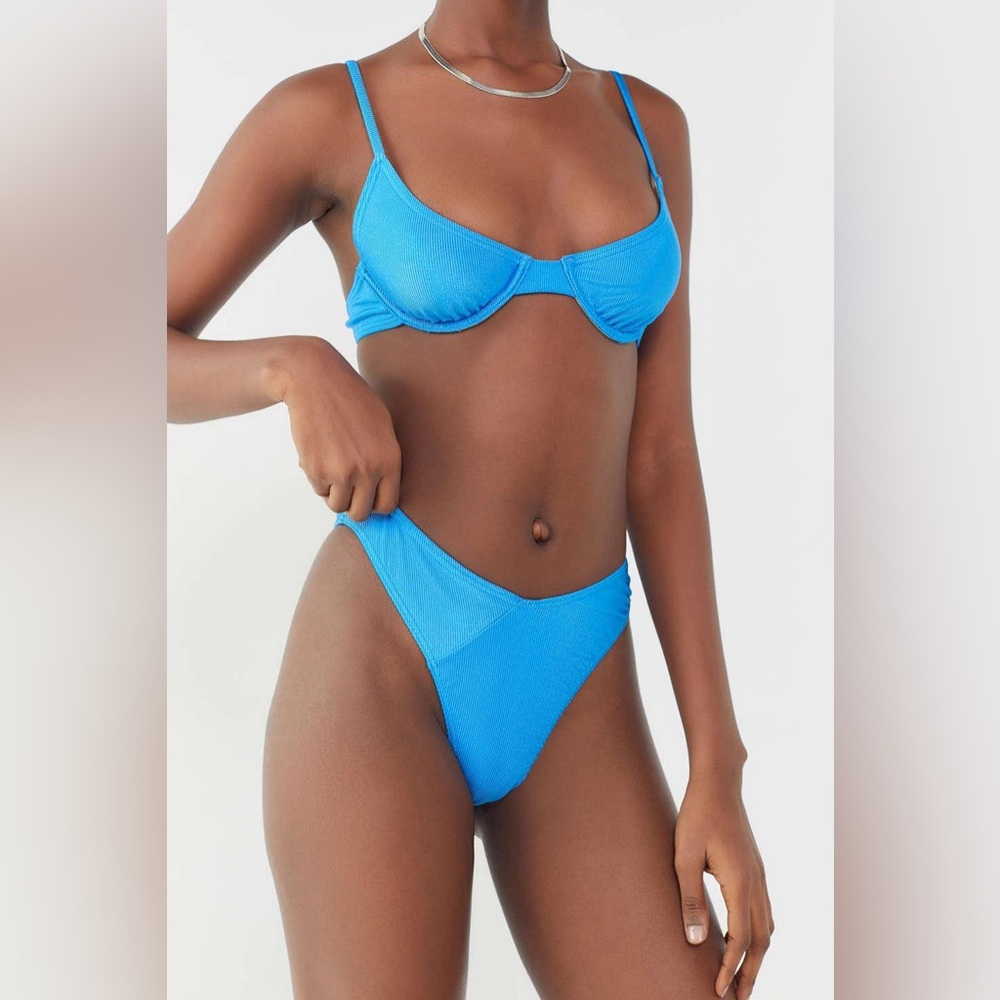 Evil Twin sapphire bra bikini top sz small and v thong bottoms sz medium